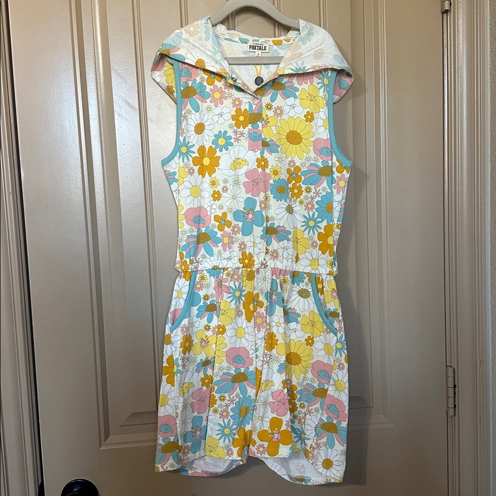Finding Foxtale Floral Romper Jumper Shorts Hoodie size  12 Girl’s NEW!!
